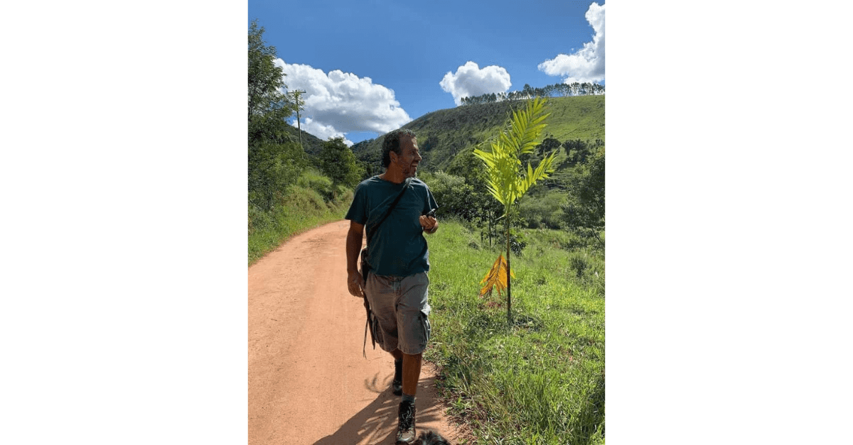 Marcos-Fazenda-2 Marcos Palmeira informou recentemente que plantará mais de 200 mil árvores típicas da Mata Atlântica em sua fazenda.
