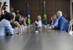 O governador Mauro Mendes, durante o anúncio
