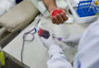 A doação de sangue no Brasil deve ser voluntária e gratuita