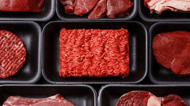 A carne vermelha possui, por outro lado, uma grande quantidade de nutrientes - Getty Images - Getty Images