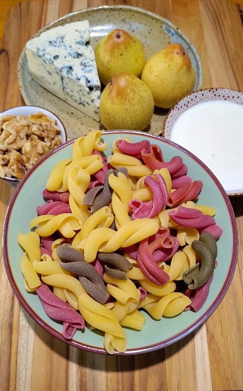 Massa Com Molho De Gorgonzola massa com molho de gorgonzola - Massa com molho de gorgonzola