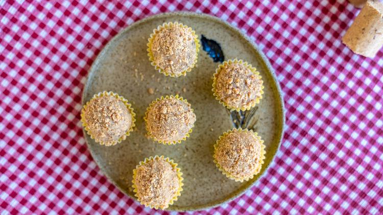 Brigadeiro-De-Pacoca-2-1686598775862_V2_750X421-1 Brigadeiro de paçoca 2 - Léo Avesani - Léo Avesani