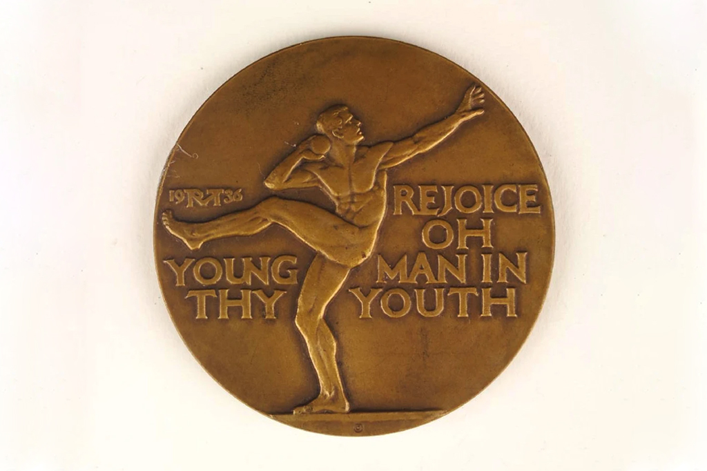 0508_Inedita-Olimpiadasarte_Site-01 Medalha apresentada no Concurso Olímpico de Arte nos Jogos Olímpicos de 1936.