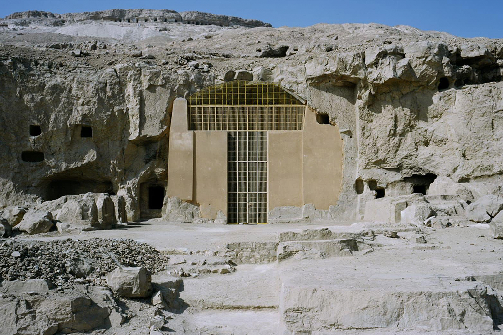 2310-Egípcio3-Layout_Site Foto do Túmulo I em Assiut.