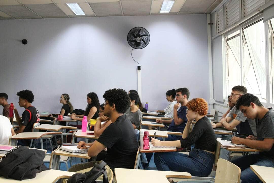 Cpnu 2025: Inscrições Abertas Para O “Enem Dos Concursos”; Saiba Como Participar 90 Cursinho preparatório para o vestibular da Universidade de São Paulo - USP Leste. Por: Rovena Rosa/Agência Brasil