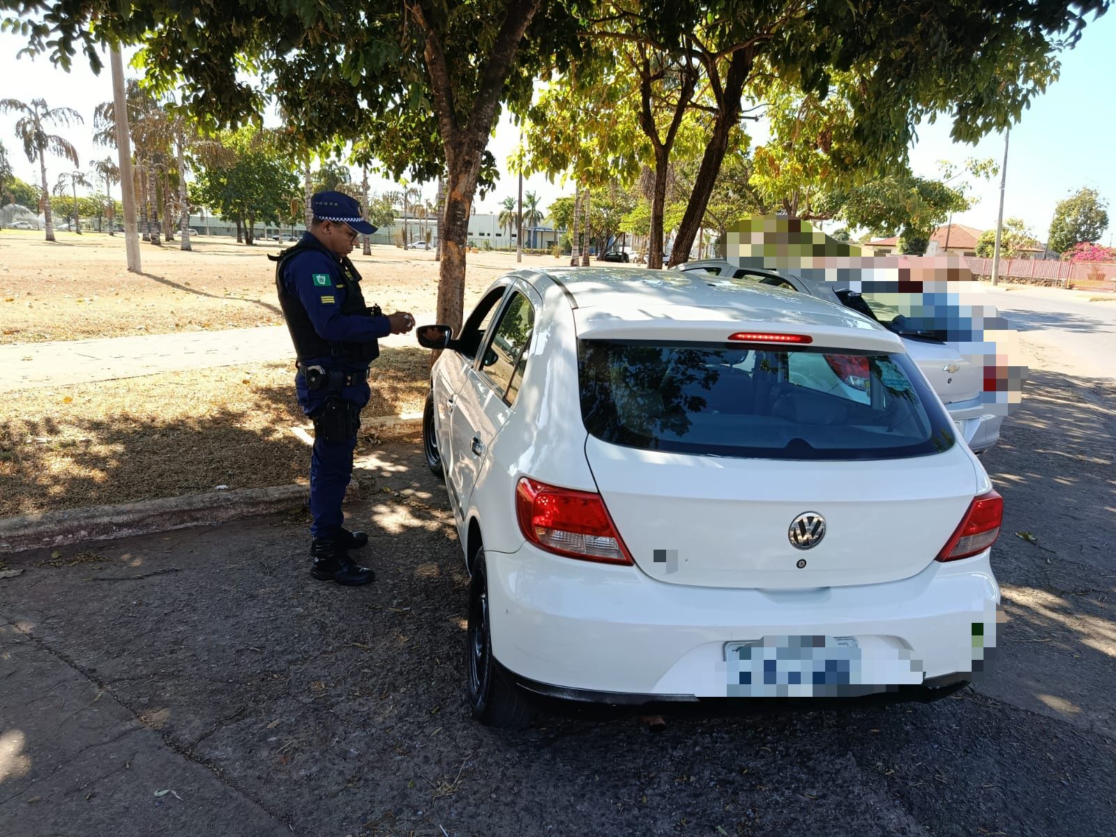 Motorista É Preso Por Embriaguez Ao Volante Após Dirigir Em Zigue-Zague Em Lucas Do Rio Verde 84 Condutor foi abordado pela Guarda Civil Municipal com sinais visíveis de embriaguez e teste do bafômetro apontou 0,57 mg/L de álcool no sangue