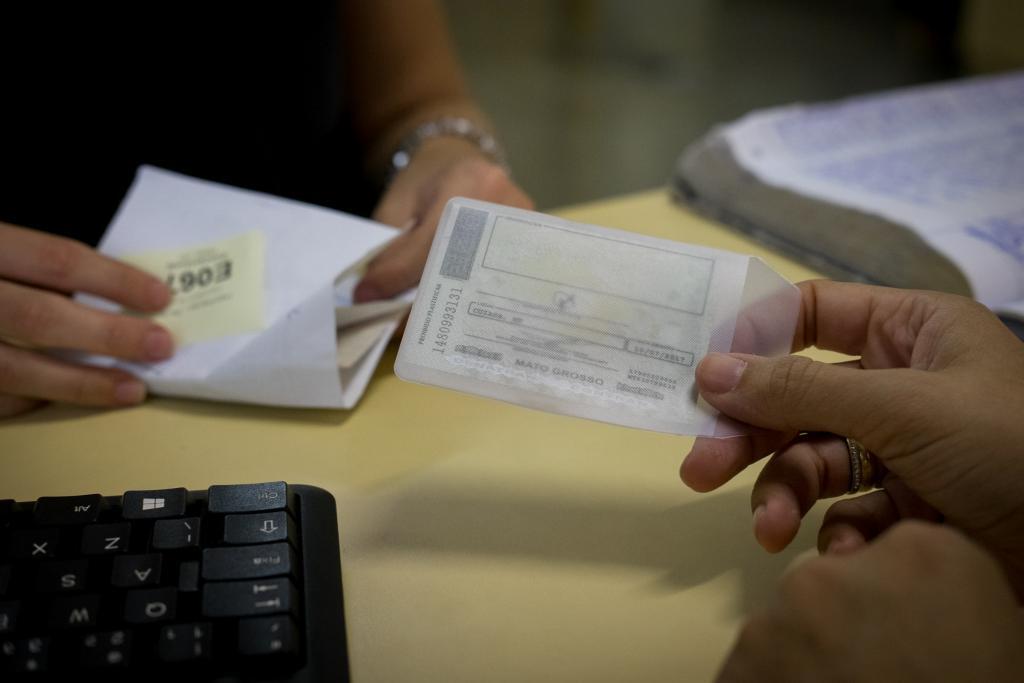 Cnh Vencida: Veja Prazos, Multas E Como Regularizar Sua Carteira De Motorista 87 entrega CNH