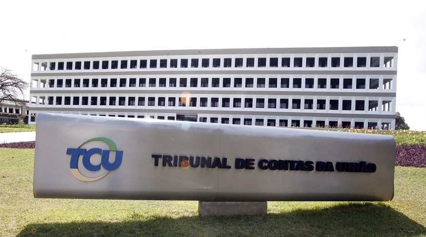 Predio-Do-Tribunal-De-Contas-Da-Uniao-Tcu-Orgao-Que-Deferiu-Medida-Acatada-Pelo-Governo-Lula Prédio do Tribunal de Contas da União, TCU, órgão que deferiu medida acatada pelo governo Lula; fundos de pensão