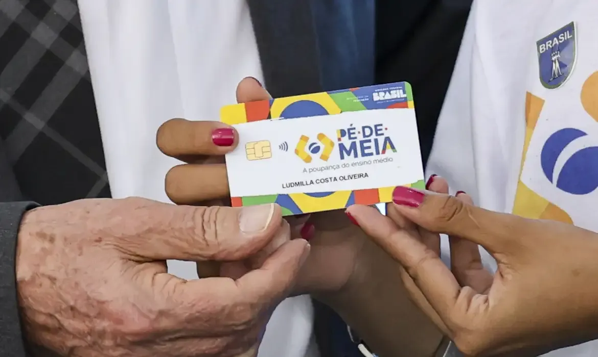 Pé-De-Meia 2025: Confira O Calendário De Pagamento Da Quinta Parcela E Quem Recebe R$ 200 Do Mec 87 Pé-de-Meia garante hoje parcela para nascidos em setembro e outubro