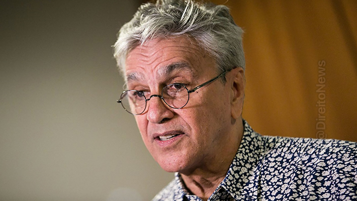 mulher chamou caetano veloso macaco p3d0fil0 c0ndenada prestar servicos comunitarios