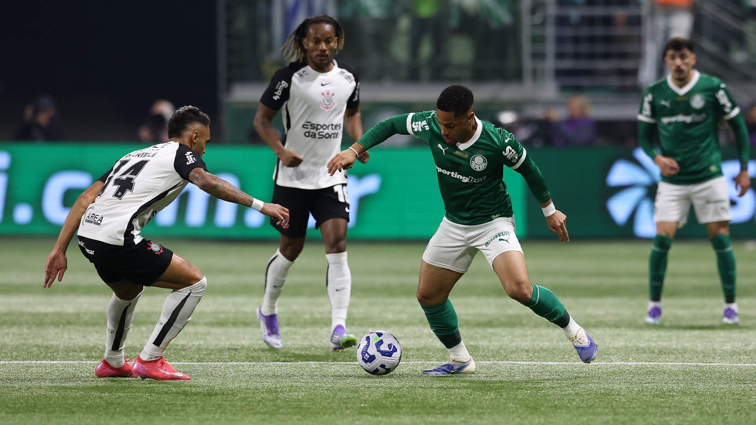 Lance de Palmeiras x Corinthians. Imagem: Cesar Greco/Ag. Palmeiras