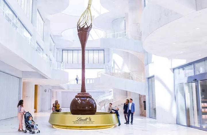 museu-lindt-home-of-chocolate-fonte-gigante