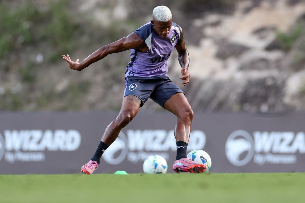LDU x Botafogo: onde assistir, prováveis escalações e tudo sobre o duelo decisivo da Libertadores. Imagem: Vitor Silva/BFR