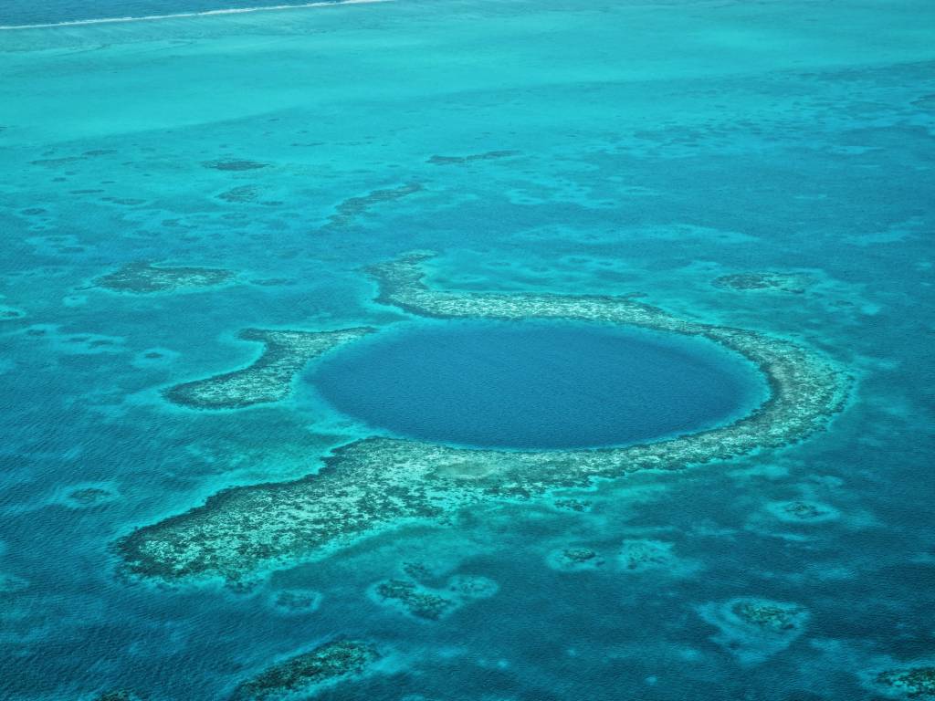 grande-buraco-azul-belize