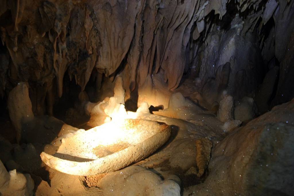 Actun-Tunichil-Muknal-caverna-belize