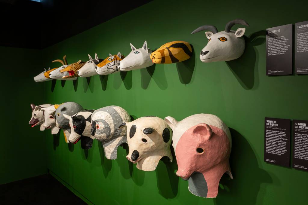 Crédito Cadu Pilloto_07 exposição brasil arte popular no farol santander