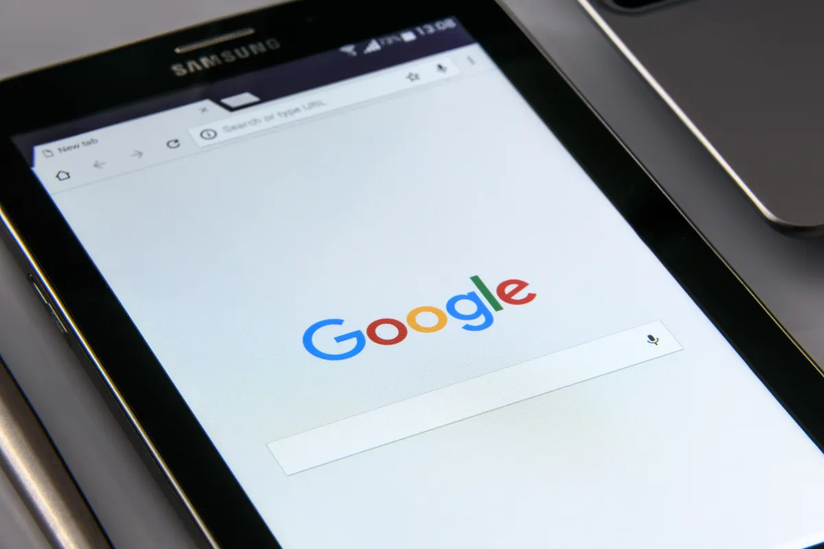 Google Afirma Que Inteligência Artificial Não Reduz Cliques 83 Consultas no Google