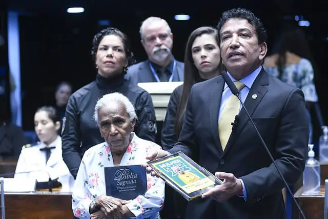 Dona-Ilda-Mulher-Do-Ano-Senado-Jpg 2025 word2