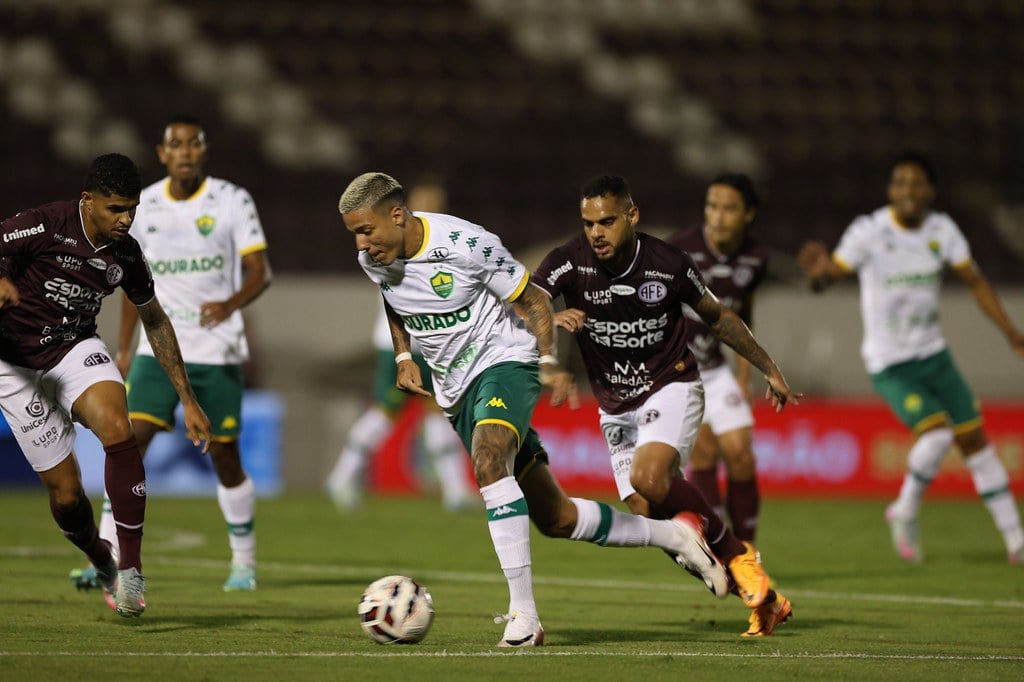 Coritiba X Ferroviária: Onde Assistir, Escalações E Tudo Sobre O Duelo Pela Série B. Imagem: Asscom Dourado Coritiba x Ferroviária: onde assistir, escalações e tudo sobre o duelo pela Série B. Imagem: AssCom Dourado