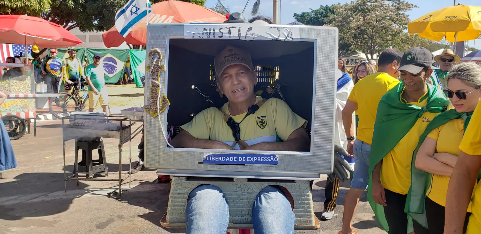Manifestacao-7-Setembro-Brasilia-Marcos-Mendes-Jpeg Marcos Mendes, um dos participantes do protesto em Brasília: "Sempre que posso, participo. Sou um cara que acompanha a política e estou sempre atento aos acontecimentos", diz