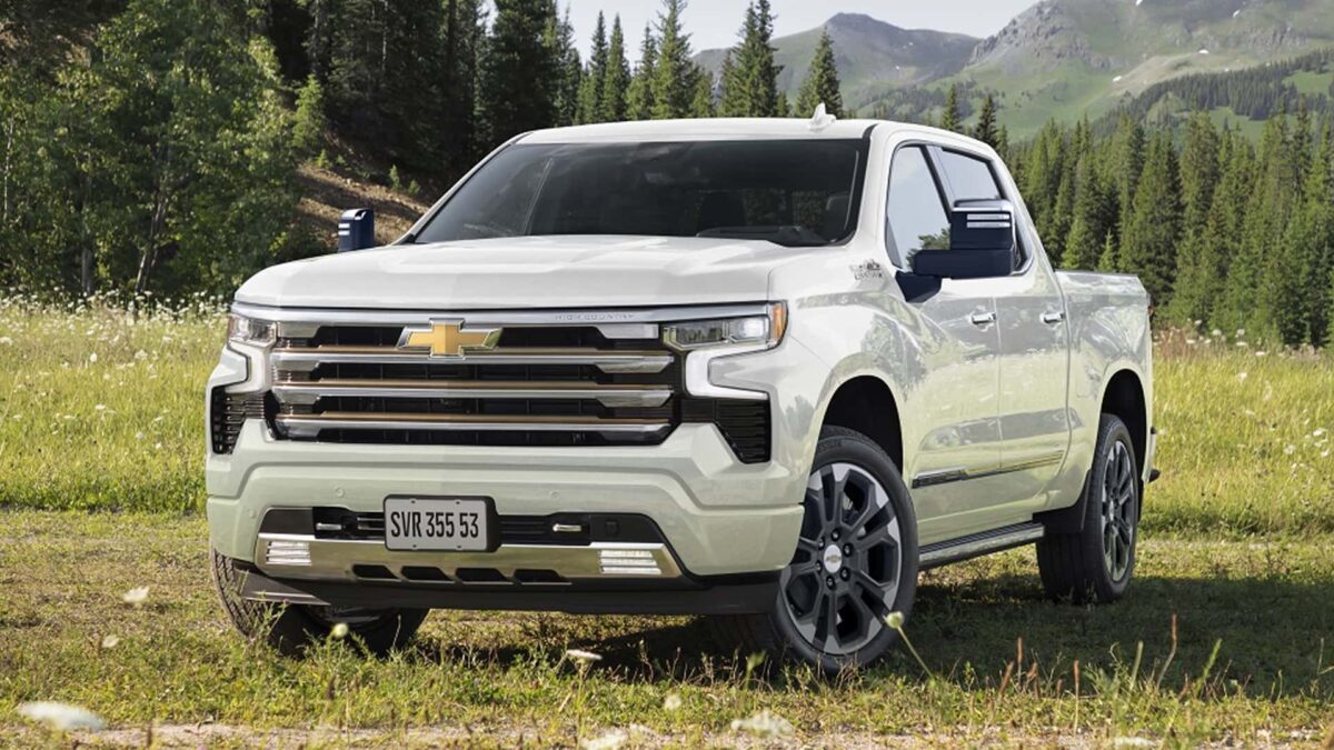 Chevrolet-Silverado-High-Country 2025 word3