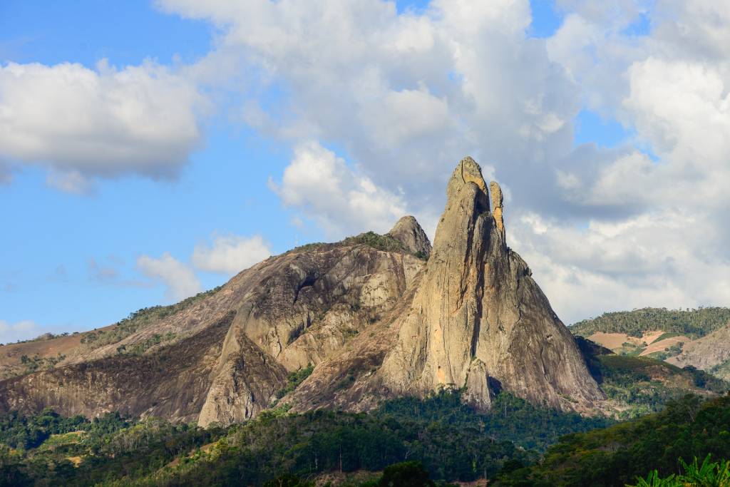 Pedra-Tres-Pontoes-Afonso-Claudio pedra-tres-pontoes-afonso-claudio