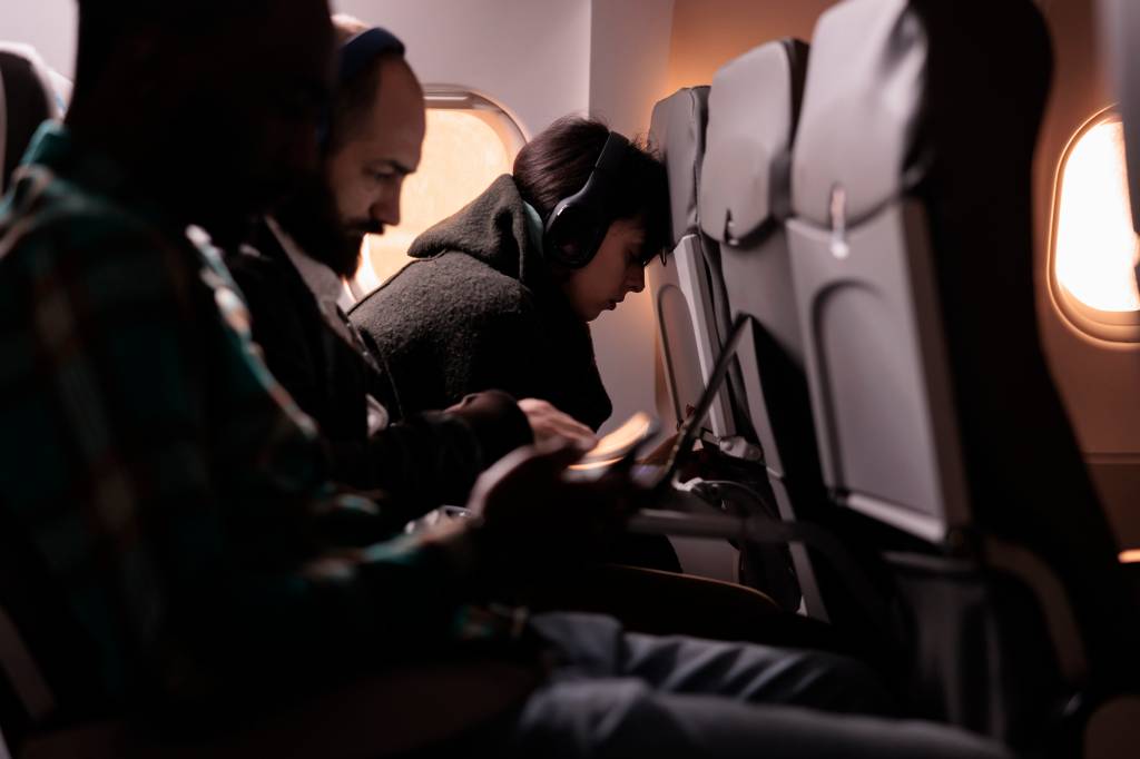 dor-de-ouvido-aviao