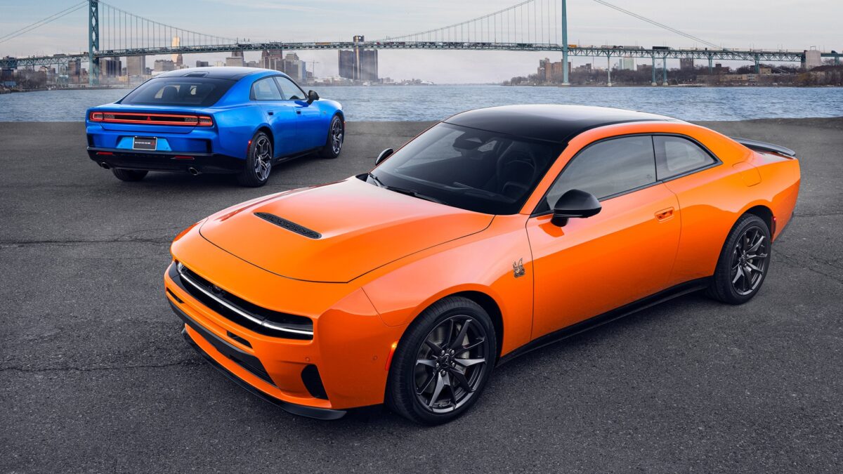 Dodge Charger a gasolina chega em 2026 - Foto; Divulgação