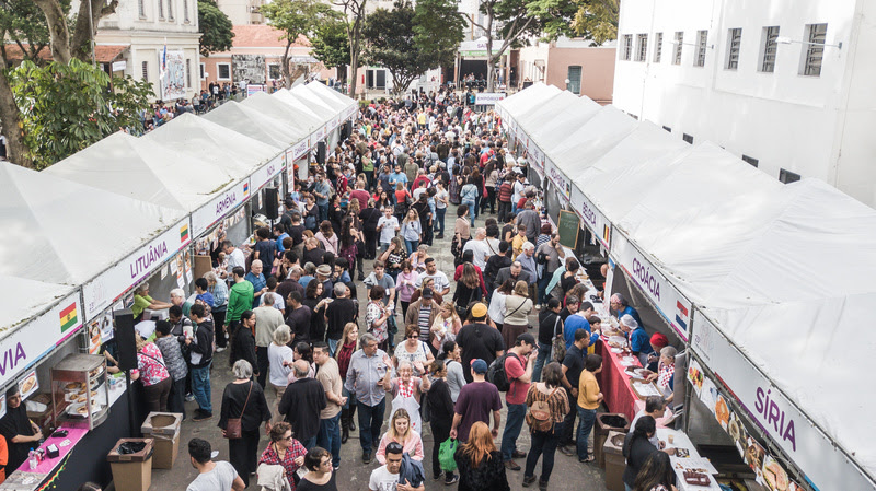 Área gastronômica da Festa do Imigrante