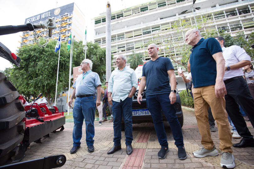 Secretário Agradece Ao Governo Do Estado Por Maquinários E Destaca Importância Da Integração De Políticas Públicas 1 Arquivo