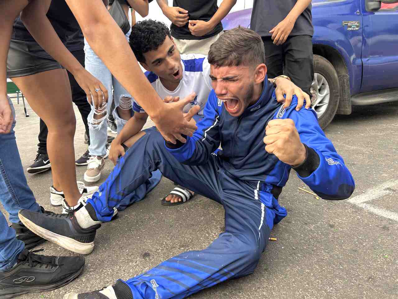 anthony-participante-do-time-thunderkart-celebrando-a-vitoria