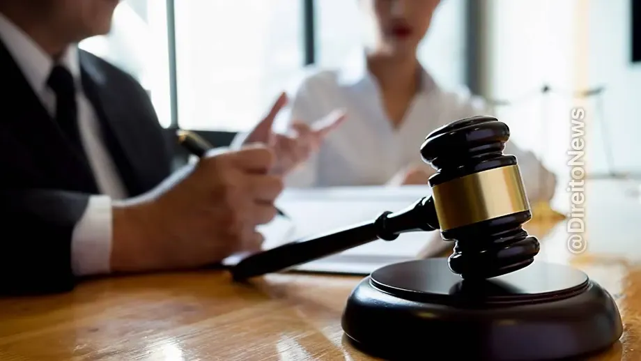autora afirma desconhecer advogada juiz extingue acao contra banco