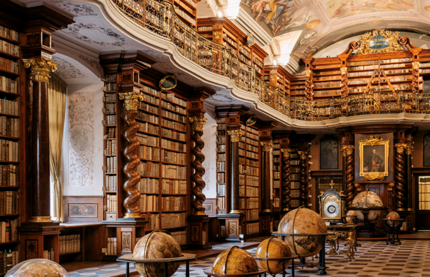 Biblioteca nacional Barroca do Klementinum praga republica tcheca