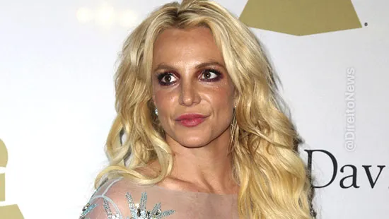 britney spears justica decide pai tutor