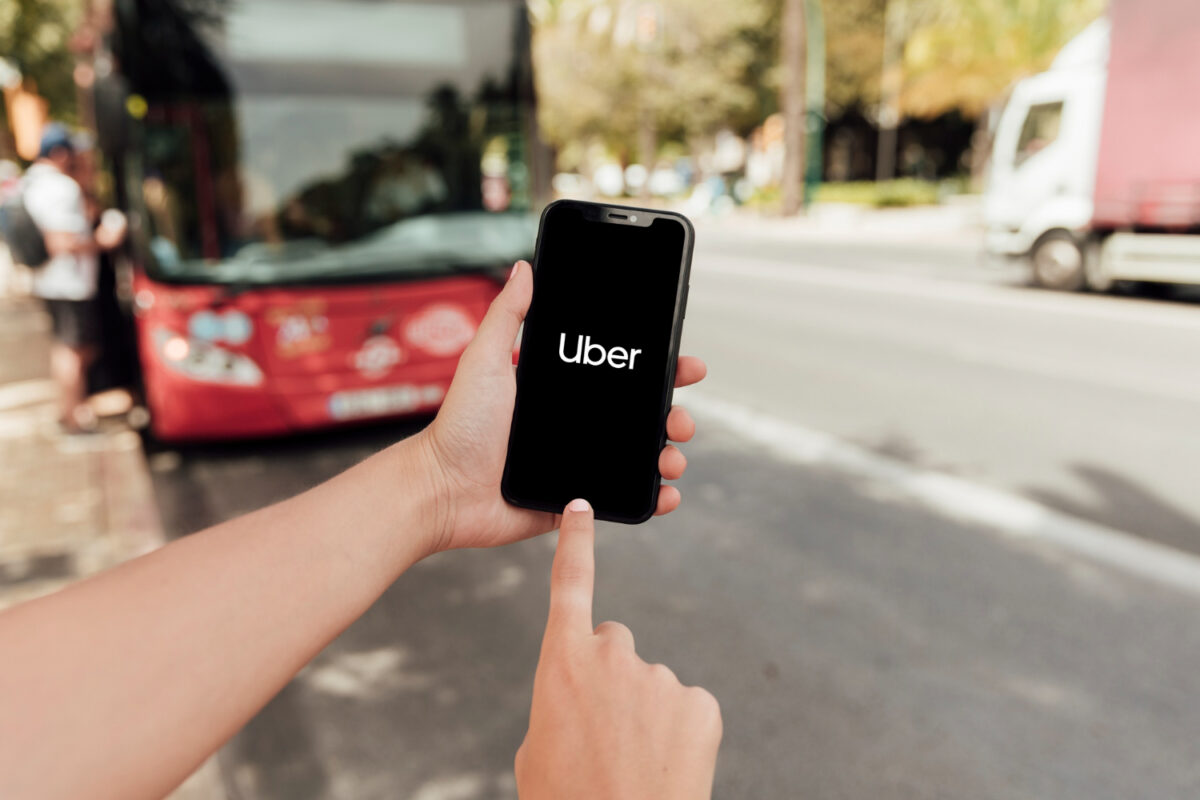 1_Uber-Passageiros Novas regras para Comfort e Black excluem modelos e aumentam as exigências - Foto: Freepik