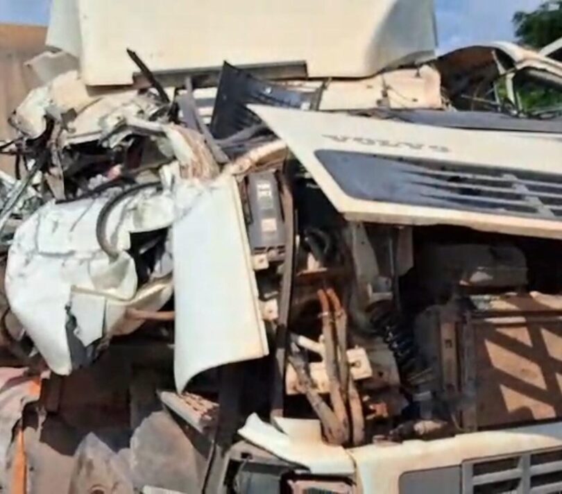 Acidente Com Três Caminhões Na Br-163 Em Vera: Assista Ao Vídeo 1 2025 word3