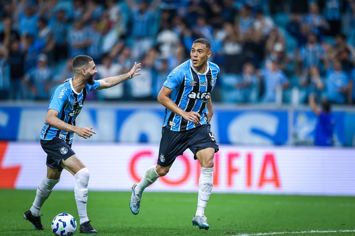 Bahia x Grêmio: onde assistir, escalações e tudo sobre o duelo tricolor pelo Brasileirão 2025. Imagem: Lucas Uebel/GFBPA