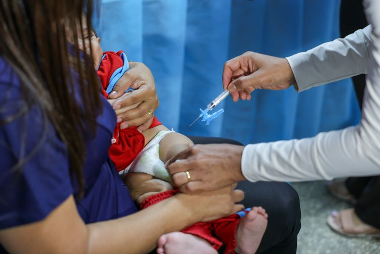 Brasil Lidera Desinformação Sobre Vacina Na América Latina, Aponta Estudo 82 Vacinação infantil na Creche Sempre Viva, em Ceilândia, DF