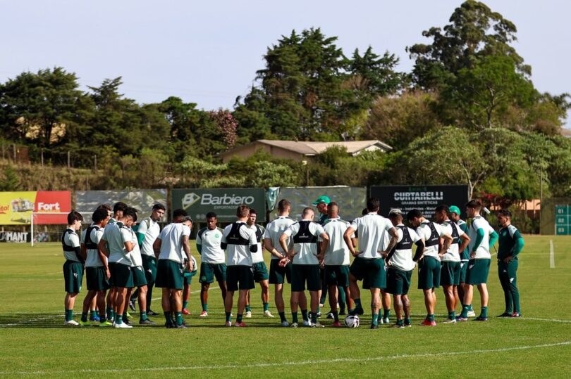 Chapecoense X Operário: Saiba Onde Assistir E As Escalações Do Duelo Decisivo Pela Série B 1 2025 word2