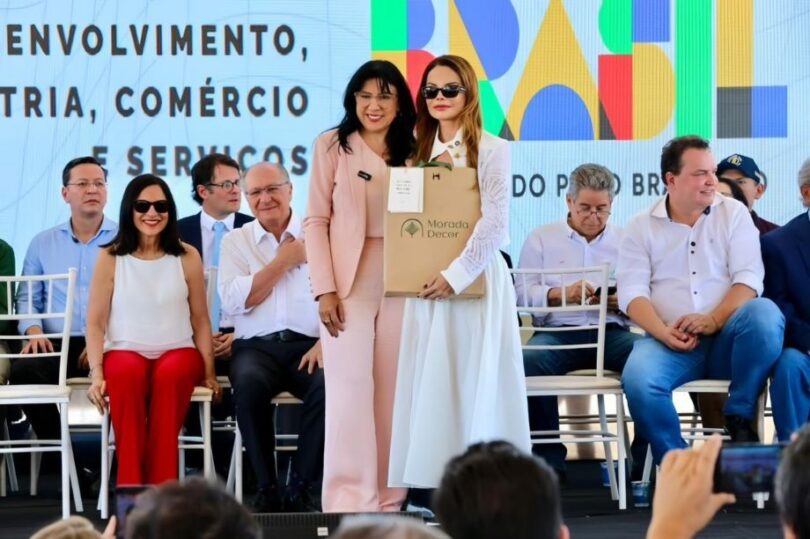 Prefeita De Cáceres Elogia Virginia Por Seu Compromisso Com A Solidariedade E Empatia 1 2025 word2