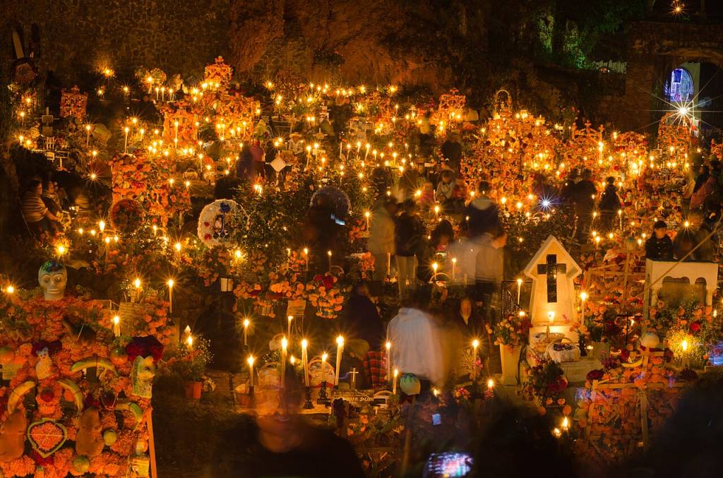 Noche De Muertos, Janitzio, Mexico Noche de Muertos, Janitzio, Mexico