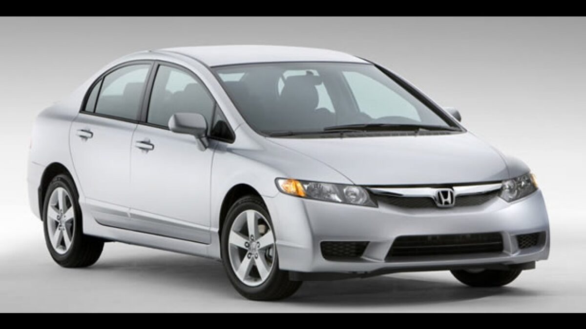 Honda-Civic-2007 Honda Civic 2007 - Foto: Divulgação
