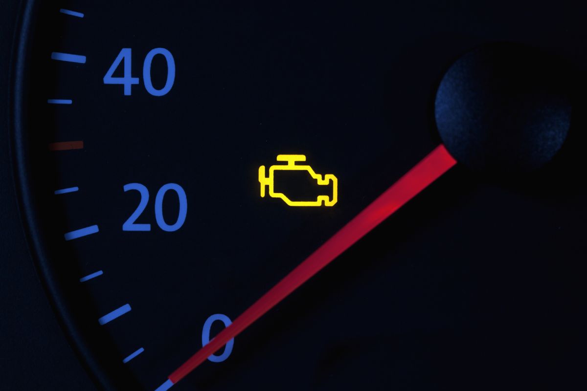 Luz-Da-Injecao-Acesa-No-Painel-Do-Carro Luz da injeção acesa no painel do carro