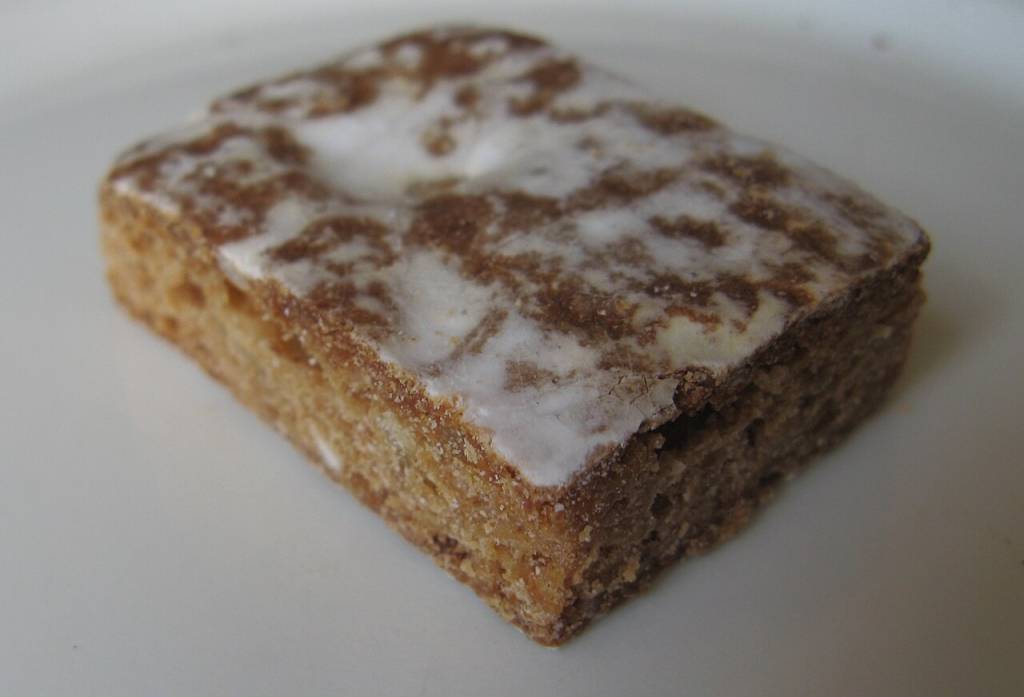 Basler-Lackerli basler-lackerli