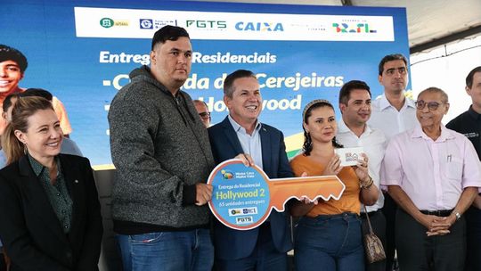 Entrega De Chaves: 60 Famílias De Vg Realizam Sonho Da Casa Própria Com Subsídio Do Ser Família Habitação 1 2025 word3