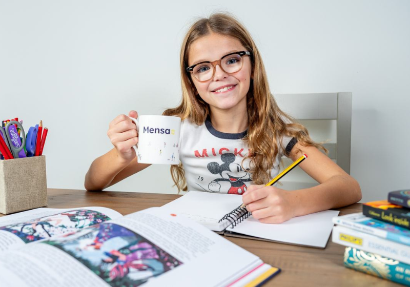 Menina Com Dislexia Entra Para A Mensa, Clube Dos Superdotados: Uma Inspiradora História De Superação 1 2025 word3