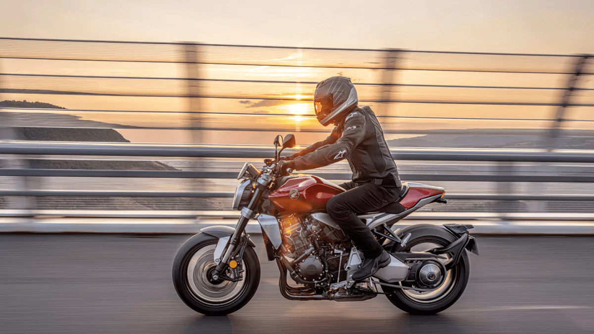 1_Regras-Para-Quem-Dirige-Motos Regras para quem dirige motos