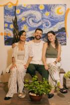 Amigos Apaixonados Por Arte Abrem Ateliê E Galeria Juntos 1 2025 word1