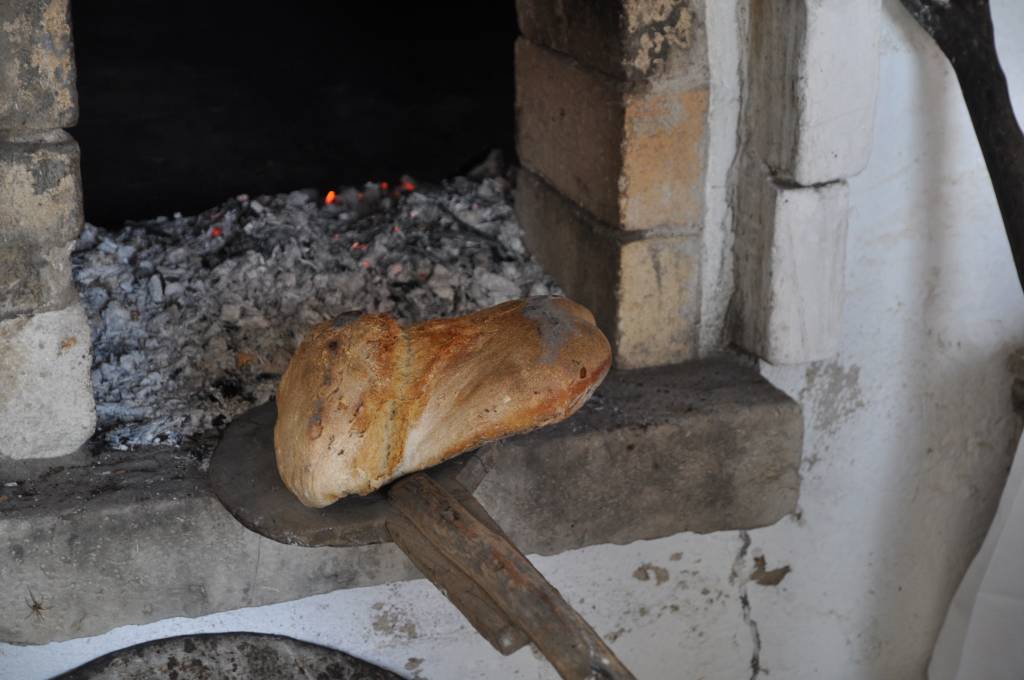 Oficina Do Pão Em Vale De Rocins, Alentejo, Portugal Oficina do pão em Vale de Rocins, Alentejo, Portugal