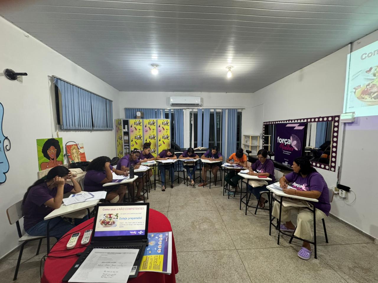 Aulas-Auxiliam-Alem-De-Trancar-Cabelos-Conteudos-Sobre-Financas-Marketing-E-Desenvolvimento-Pessoal-Fazem-Parte-Do-Curriculo-Do-Curso 2025 word2